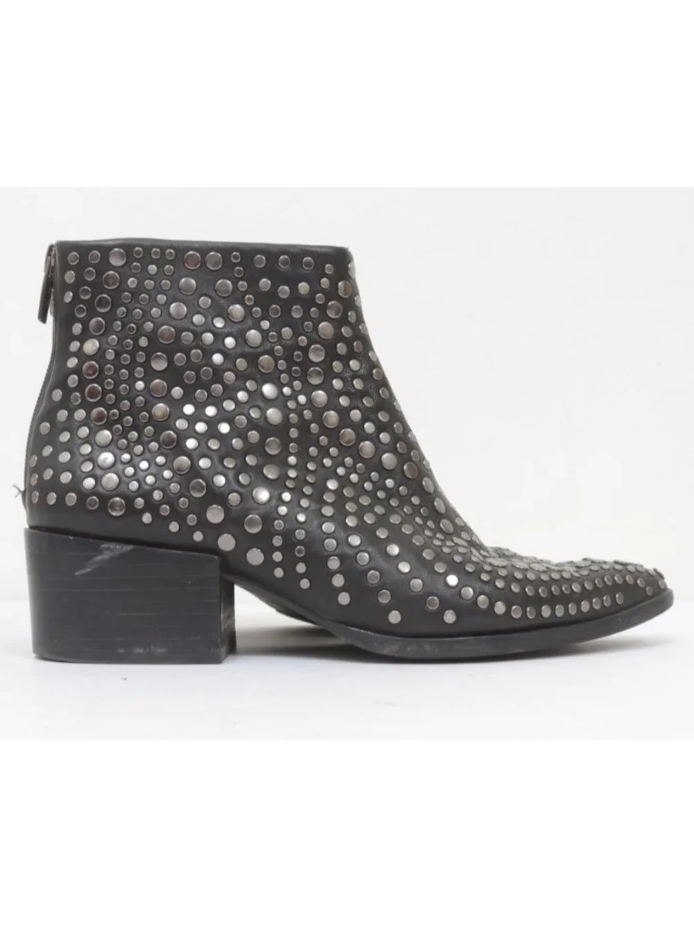 Vince Camuto Women's 8.5 Edenny Leather Studded Ankle Boot Rocker Chic Moto
